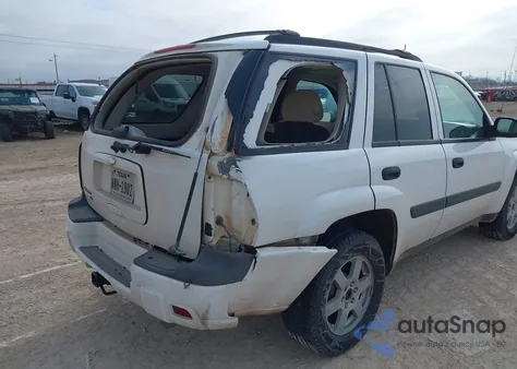 2005 Chevrolet Trailblazer Ls from USA, damaged, VIN 1GNDS13S752142153